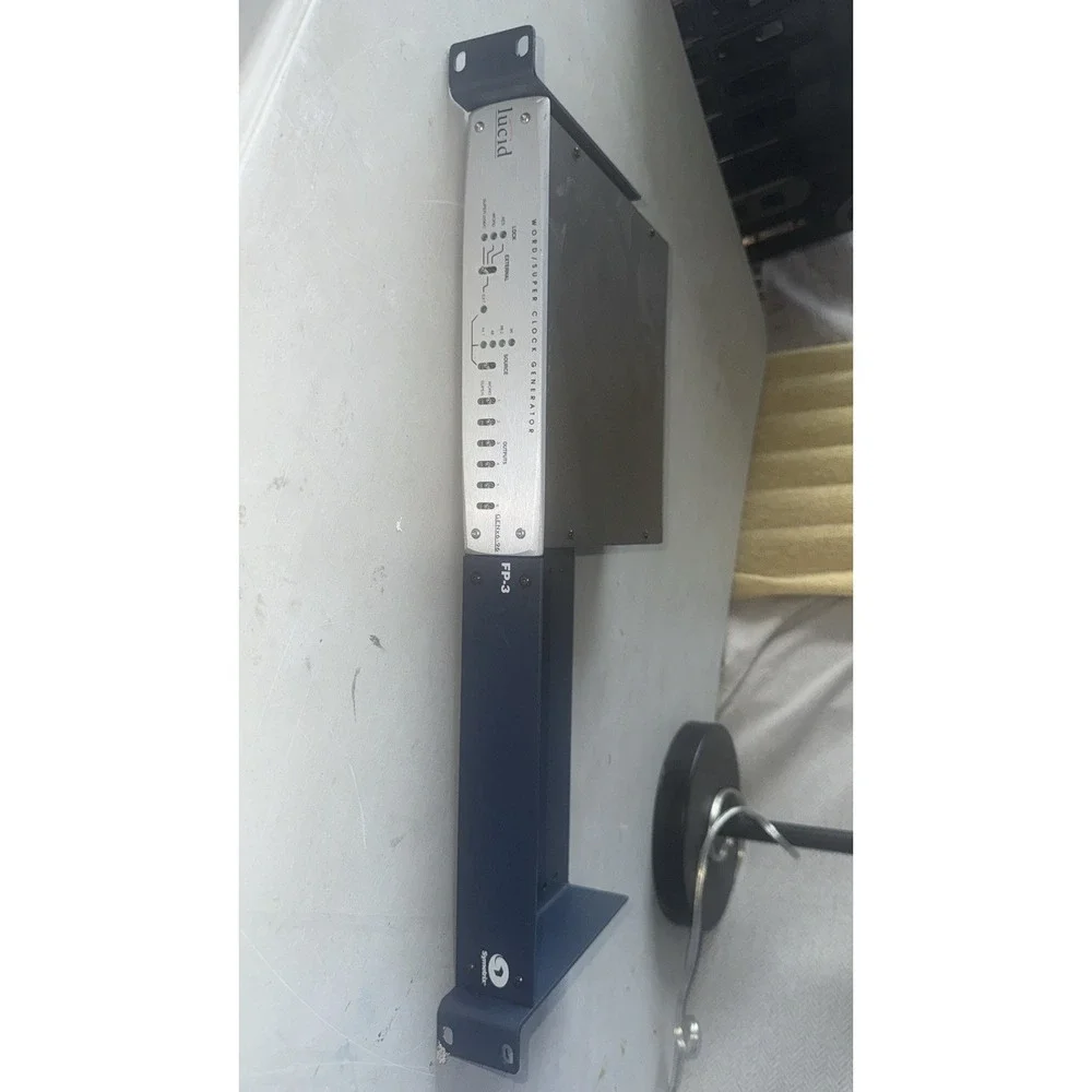 Lucid GENx6-96 Word/Super Clock Generator‎ without power supply